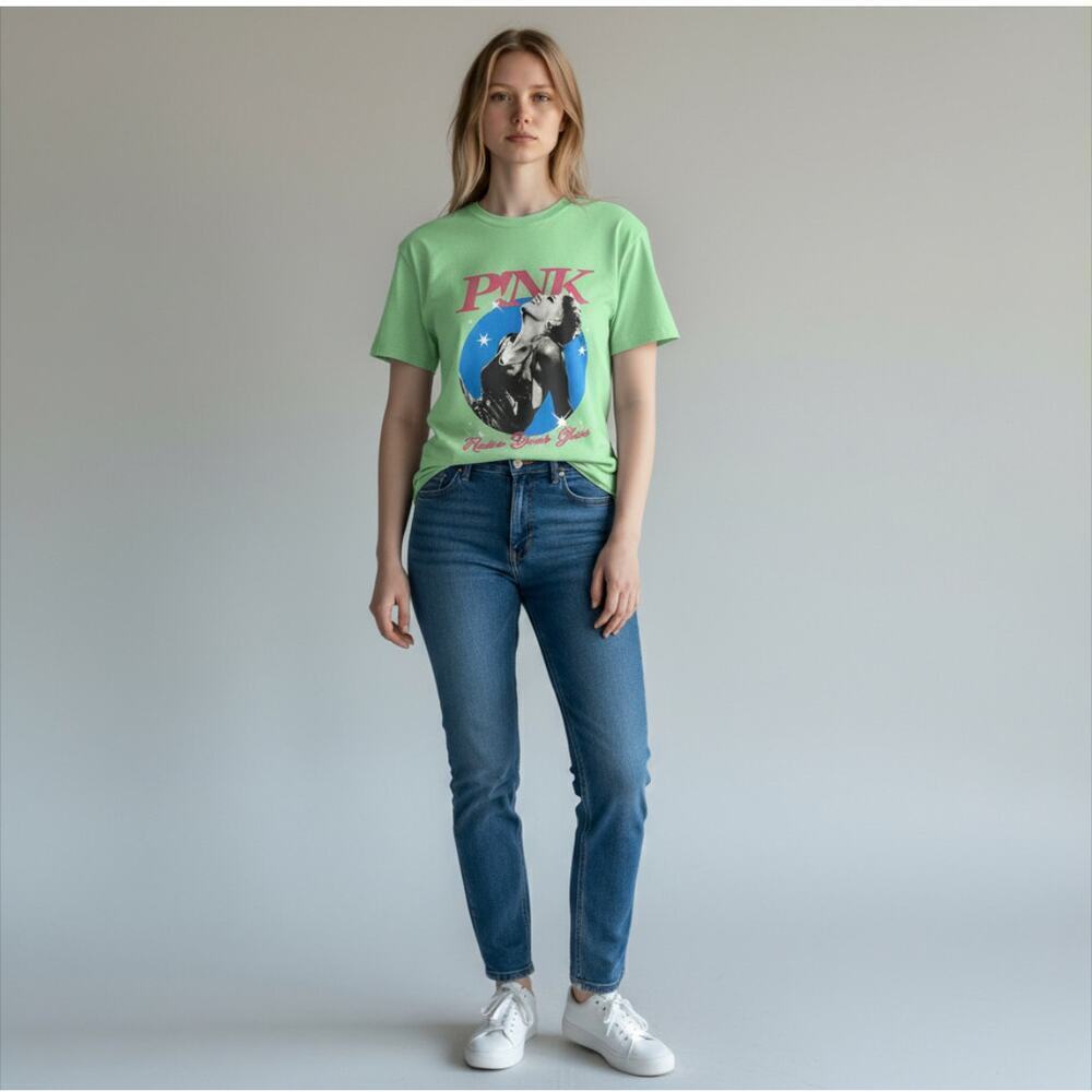 Pink Raise Your Glass Short Sleeve Graphic T-Shirt Green Women's Size M NWOT